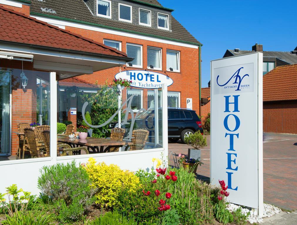 Hotel An'T Yachthaven Harlesiel Esterno foto